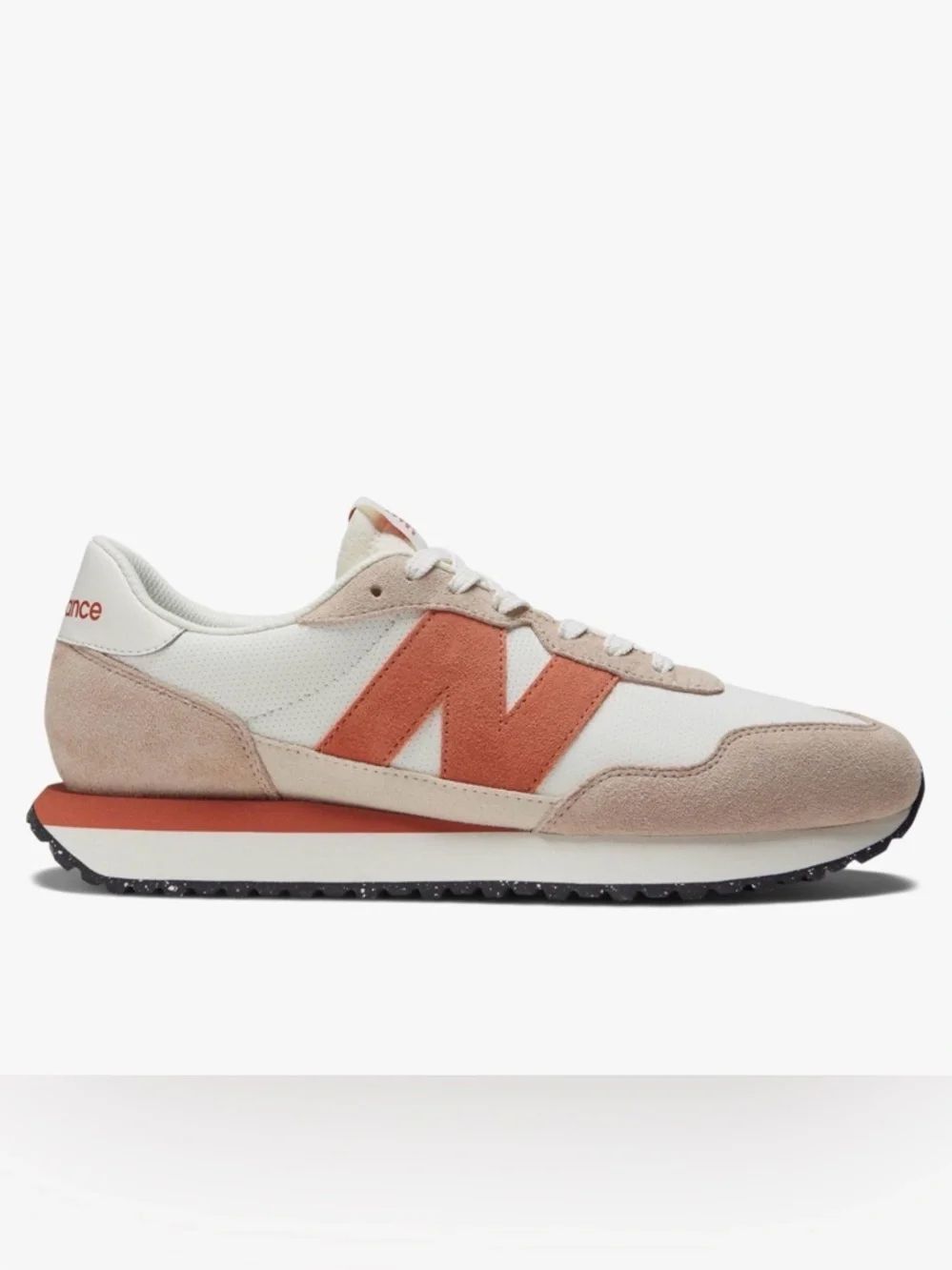 New Balance  Heritage Runners sneakers Sz 7 gym trails running outdoor